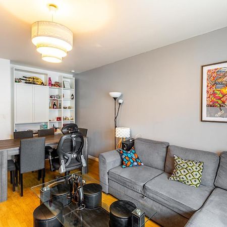 Appartement Guestready - Red Letters In Montrouge Extérieur photo